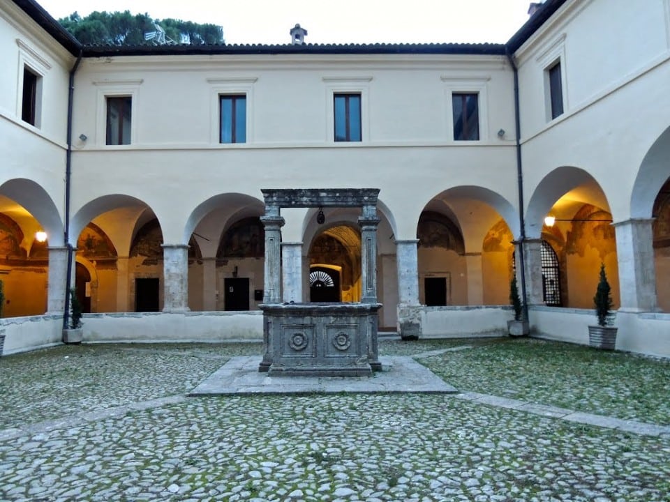 entry image