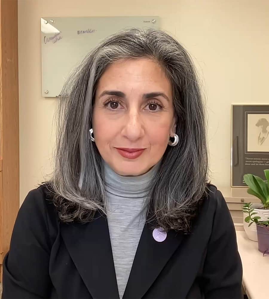 Dr. Elizabeth Donner headshot